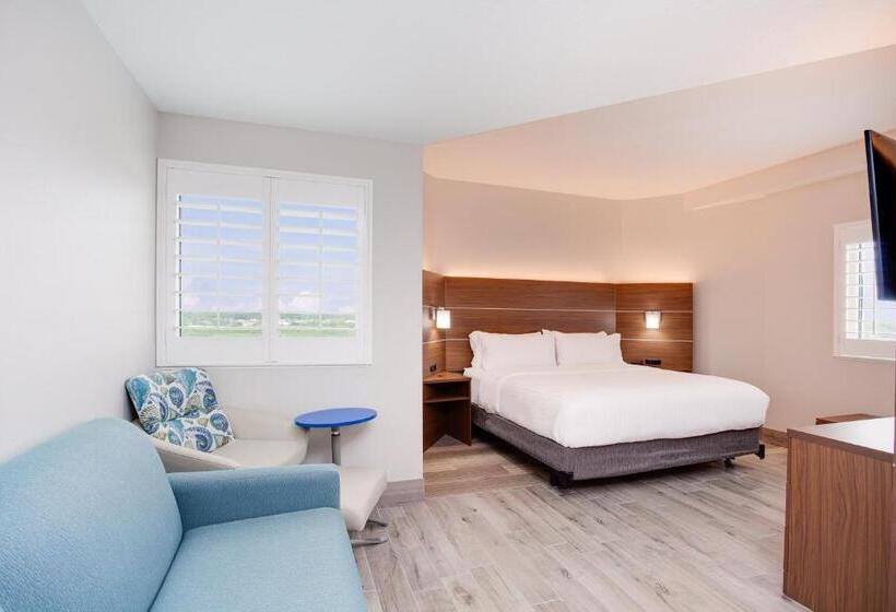Номер Стандарт Кровать Кинг Адаптированный для Инвалидов, Holiday Inn Express & Suites Panama City Beach Beachfront, An Ihg