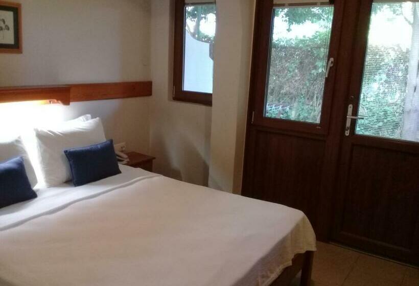 Standard Room, Uzhan Beach
