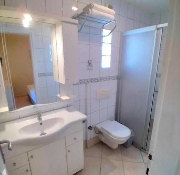 Superior Triple Room, Uzhan Beach