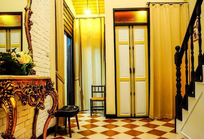スイート, Chuchaiburi Sri Amphawa