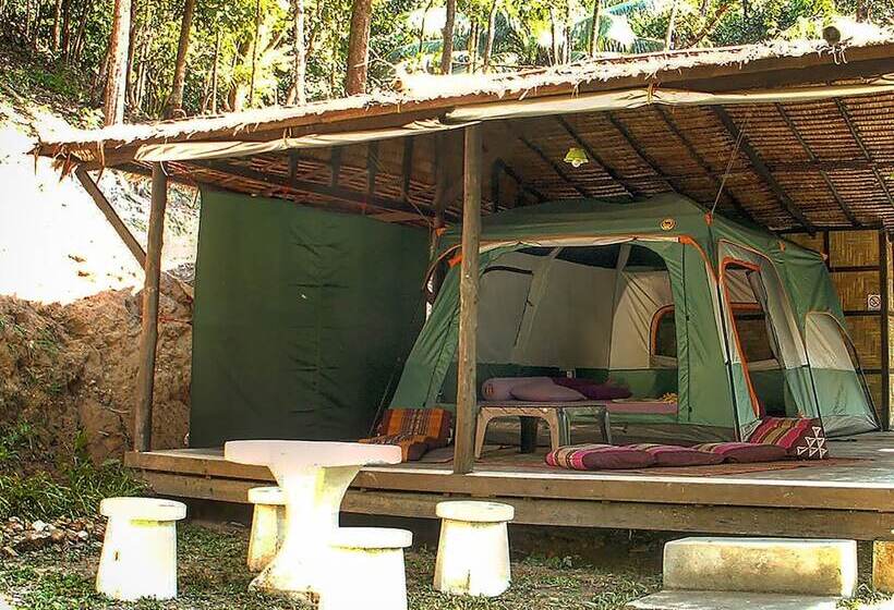 Deluxe Tent, Flower Power Farm Village