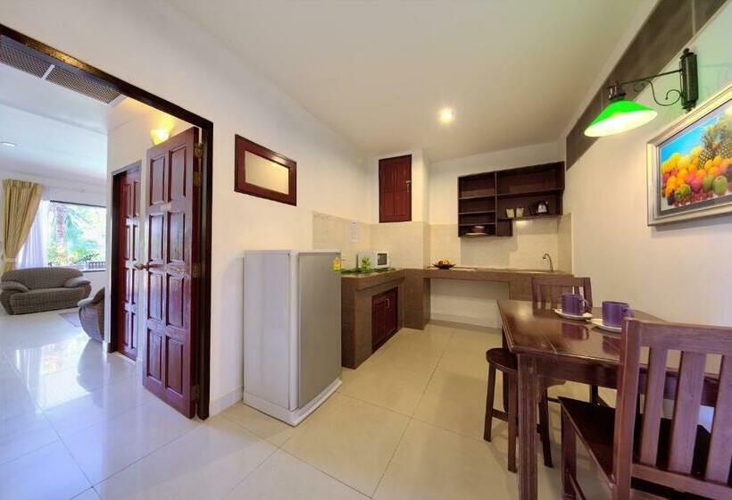 标准间带游泳池, Aumpai Luxury