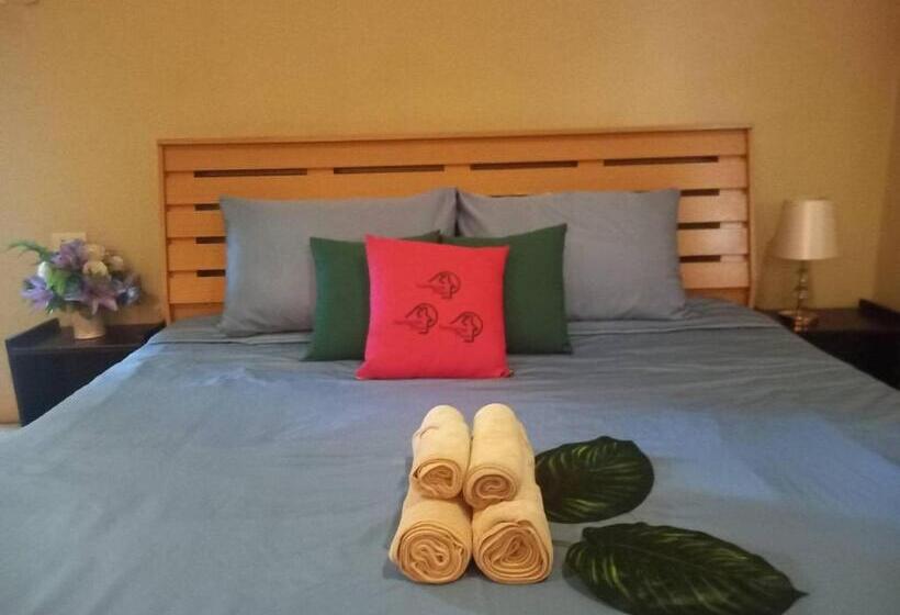 Standard room with outdoor bath, Santipran Place