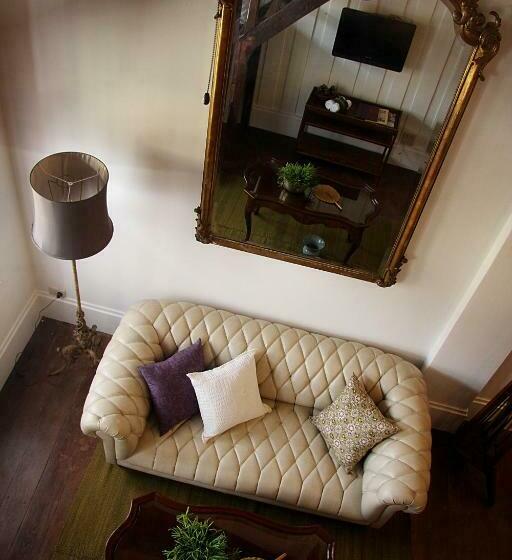 اتاق سوپریور, The Bhuthorn Bed And Breakfast