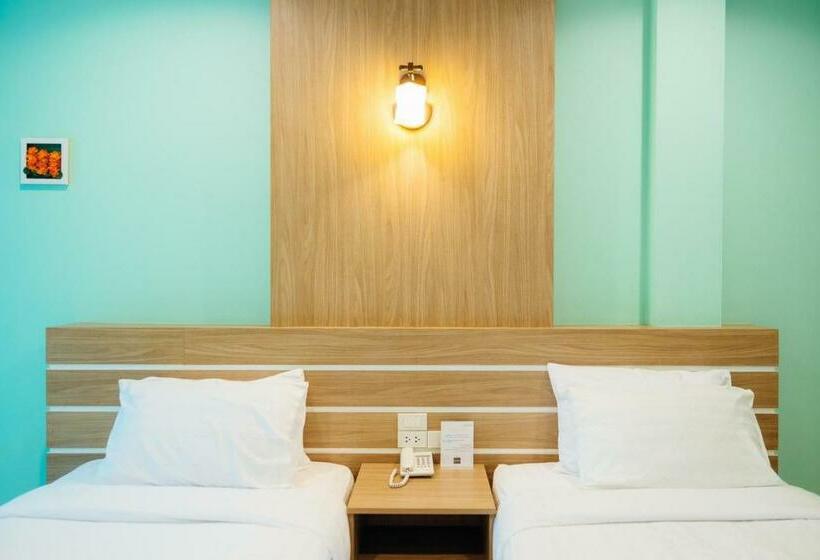 Номер Стандарт, The Room At Maesai