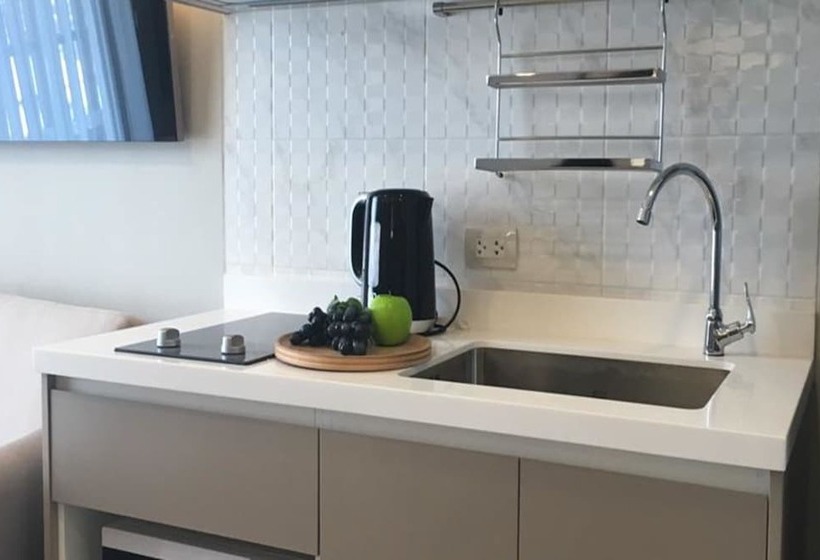 Апартаменты 1 Спальня с Балконом, Madera Residence Sriracha