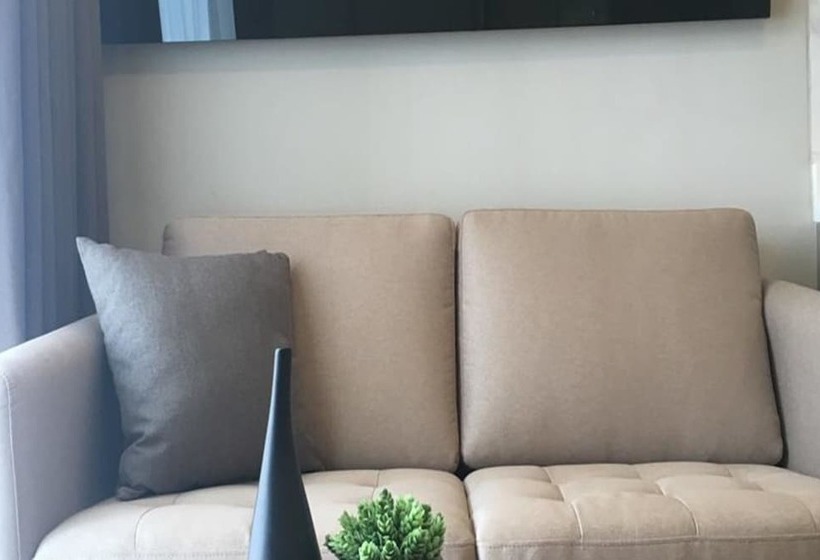 Люкс с Балконом, Madera Residence Sriracha