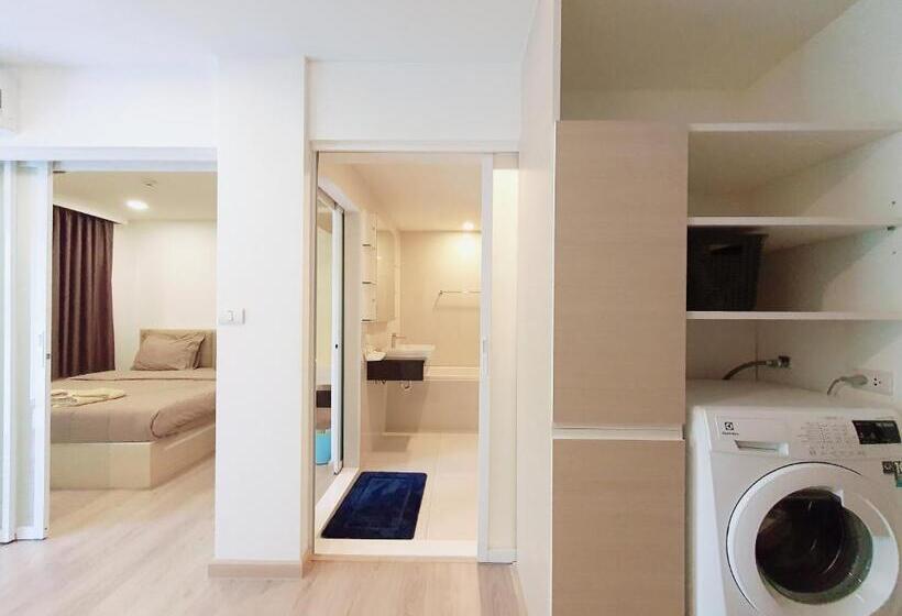 Apartamento 1 Dormitório Vista Jardim, Sonrisa Srirachaที่พักติดทะเล