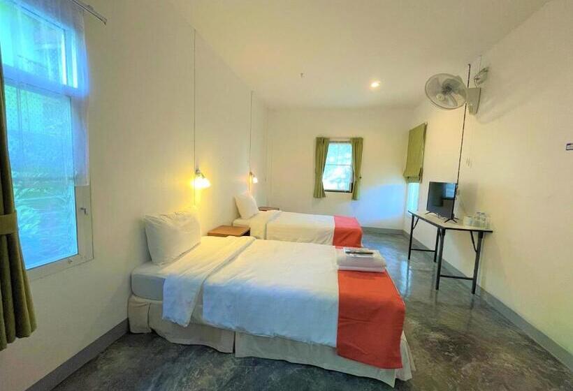 Бунгало Стандарт Вид на Сад, Wandee Bed & Breakfast