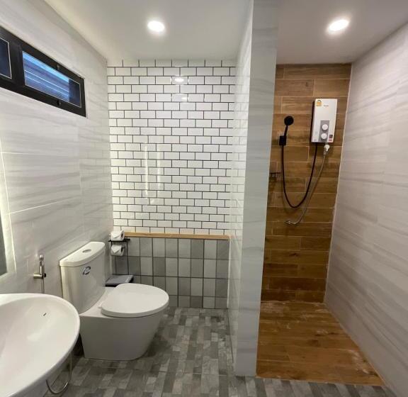 디럭스 스위트, Island Spa Resort