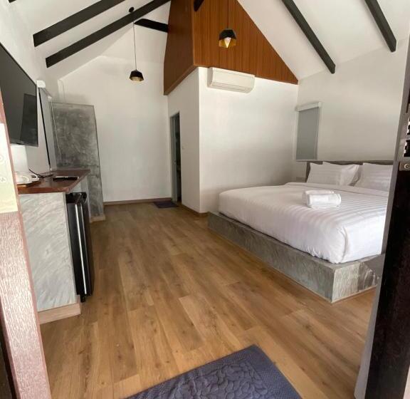 디럭스 스위트, Island Spa Resort
