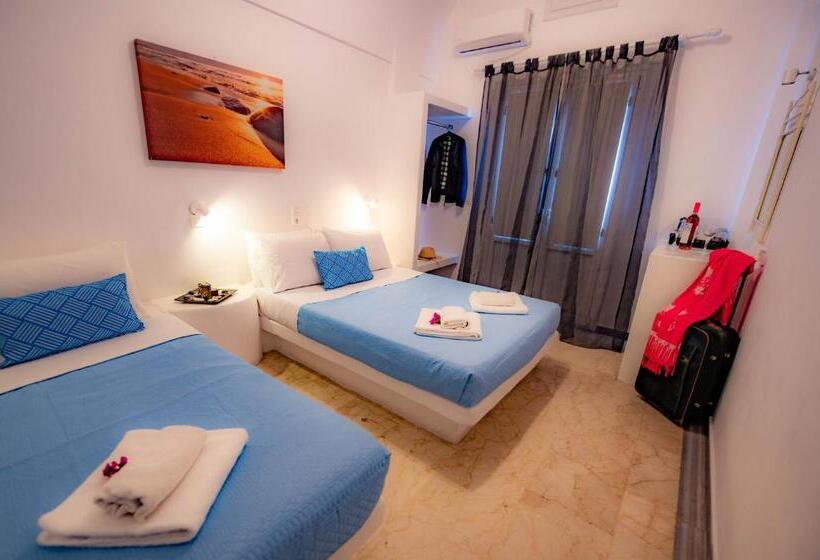 Chambre Triple Standard, Join Us Low Cost Rooms