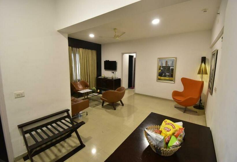 デラックススイート, The Fern Residency, Vadgaon   Talegaon, Pune