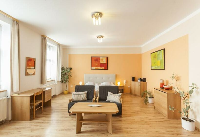 Апартаменты 2 Спальни, Penzion Pohoda