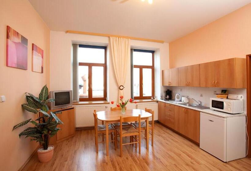 Апартаменты 2 Спальни, Penzion Pohoda