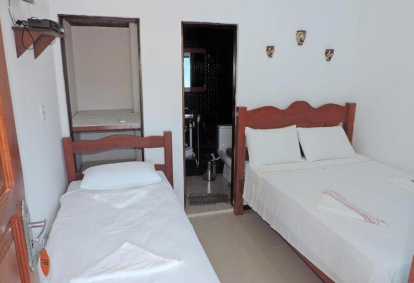 Quarto Triplo Basic, Amendoeira Hotel Da Vila