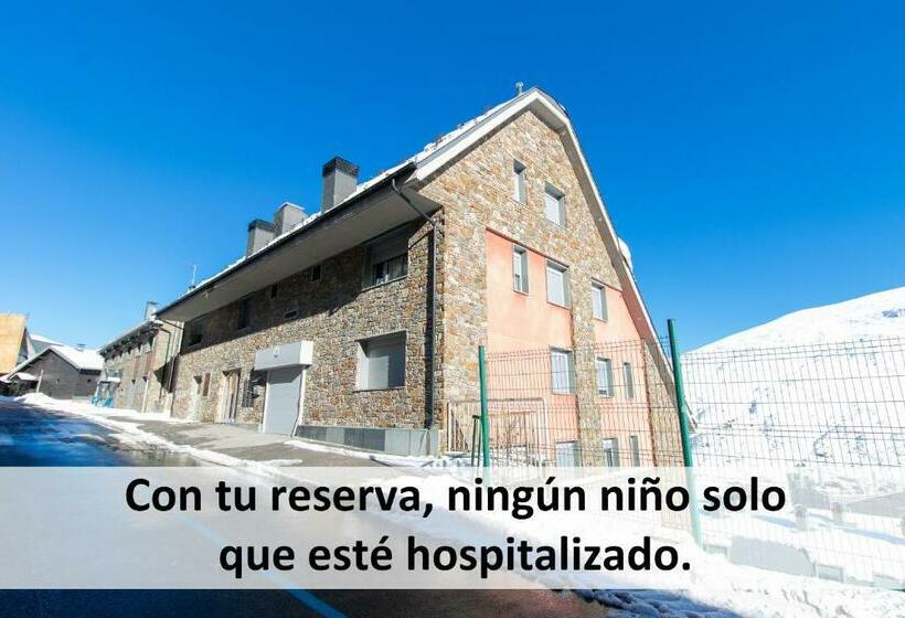 דירת חדר, Apartamentos Araco 3000