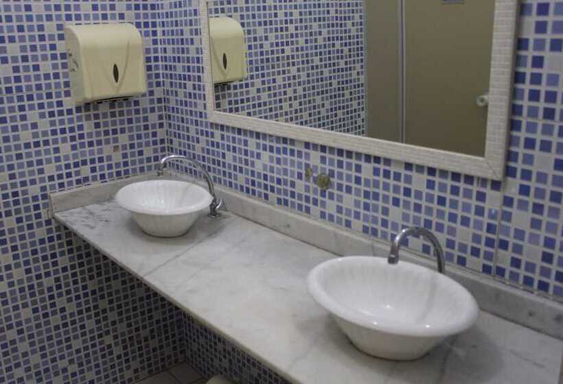 تختخواب در اتاق مشترک, Hostel By Hotel Galicia