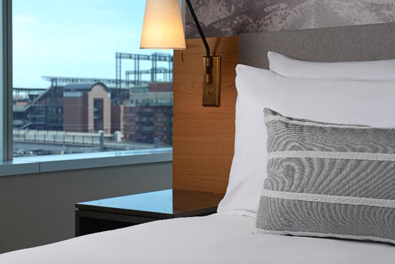 장애인을 위한 스탠다드 룸, Indigo Denver Downtown  Union Station, An Ihg