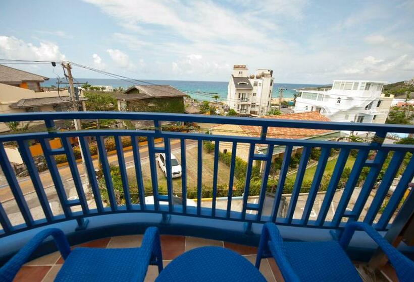 اتاق لوکس با بالکن و چشم‌انداز دریا, Haisu Homestay