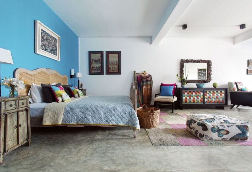 اتاق پنت هاوس, Owl And The Pussycat Hotel & Restaurant