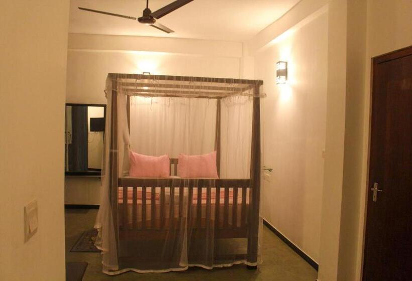 Номер Deluxe, Unawatuna Guest
