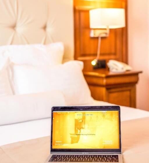 Quarto Economy, Athos R.m.t