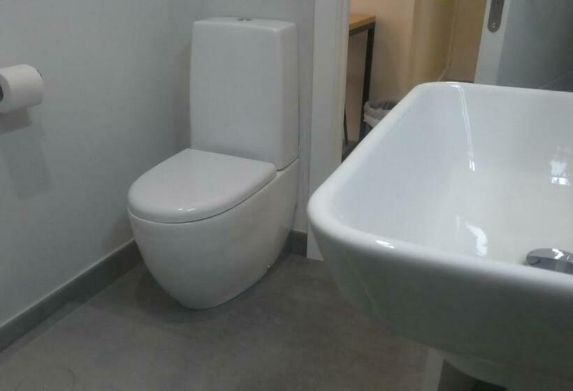 스탠다드 트리플 룸, Plaza Pombo B&b   Hostal