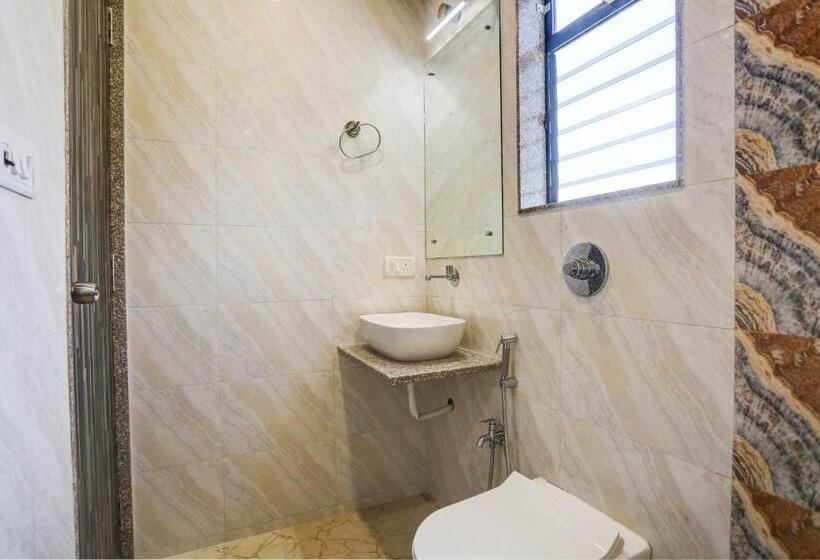Трехместный Номер Deluxe, (sik106 )hotel Golden Palace & Resort