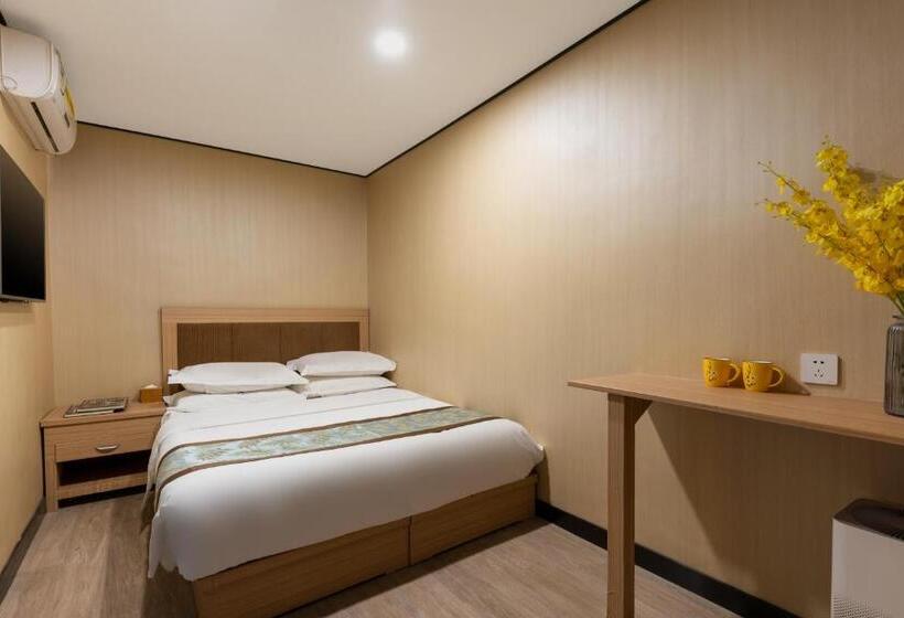 اتاق اکونومی, East Sacred Hotel ᴸᴱo   Foreign Accept   Two Minutes Walk To Subway 丨tourism Service English Speakin