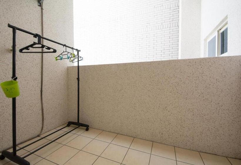 اتاق استاندارد با بالکن, Dropby B&b
