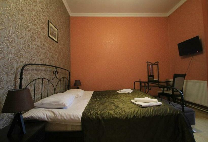 اتاق استاندارد, Svaneti