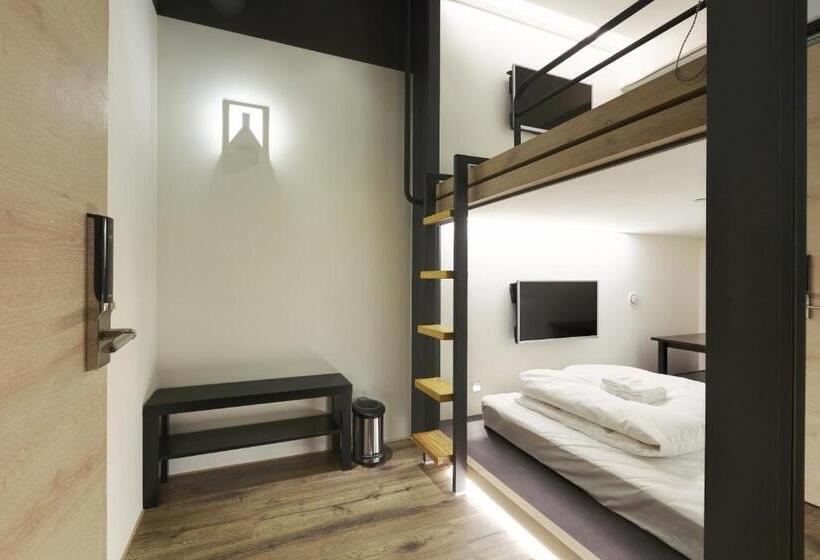 اتاق استاندارد با سرویس بهداشتی مشترک, Taiwan Youth Hostel & Capsule