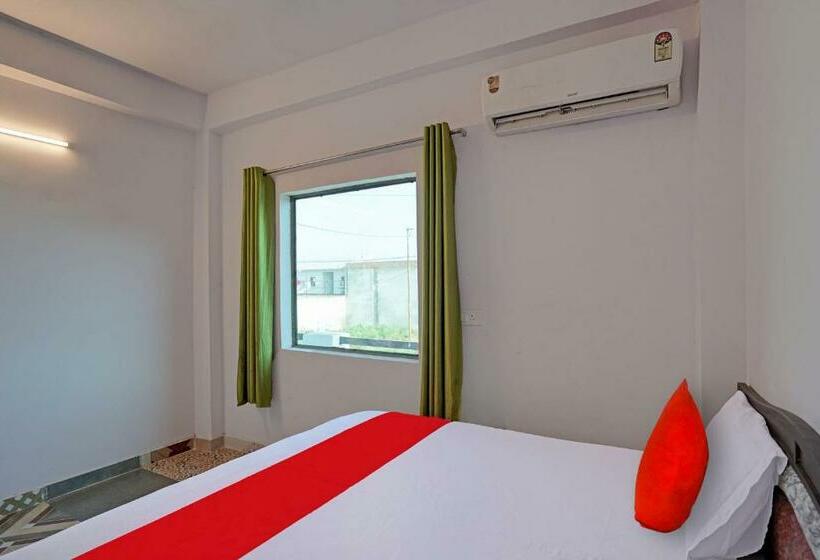 Üç Kişilik Klasik oda, Oyo Flagship Hotel Blue Moon