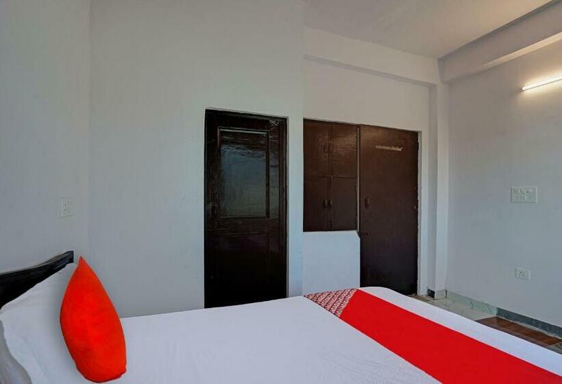 Üç Kişilik Klasik oda, Oyo Flagship Hotel Blue Moon