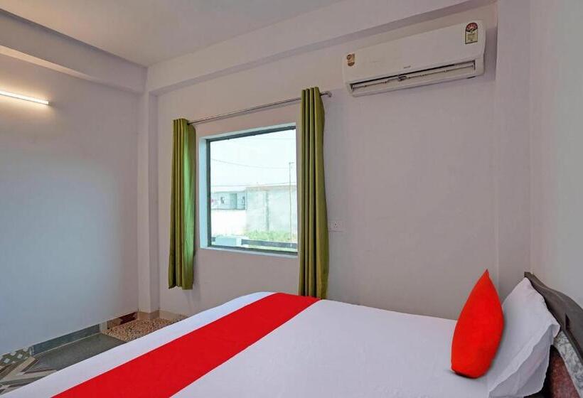 Üç Kişilik Klasik oda, Oyo Flagship Hotel Blue Moon