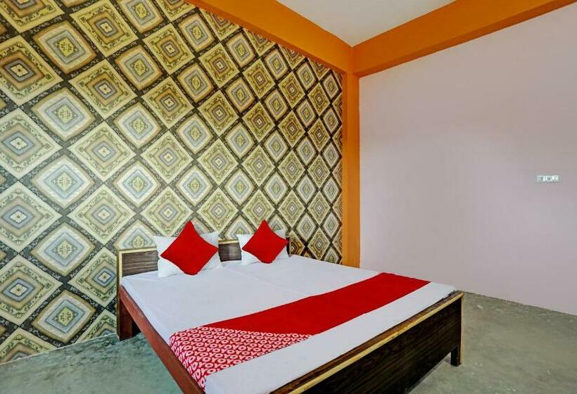Трехместный Номер Классика, Oyo Flagship 81496 Goldy Palace