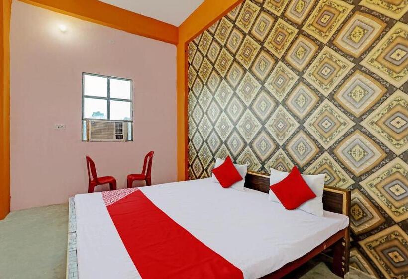 Трехместный Номер Классика, Oyo Flagship 81496 Goldy Palace