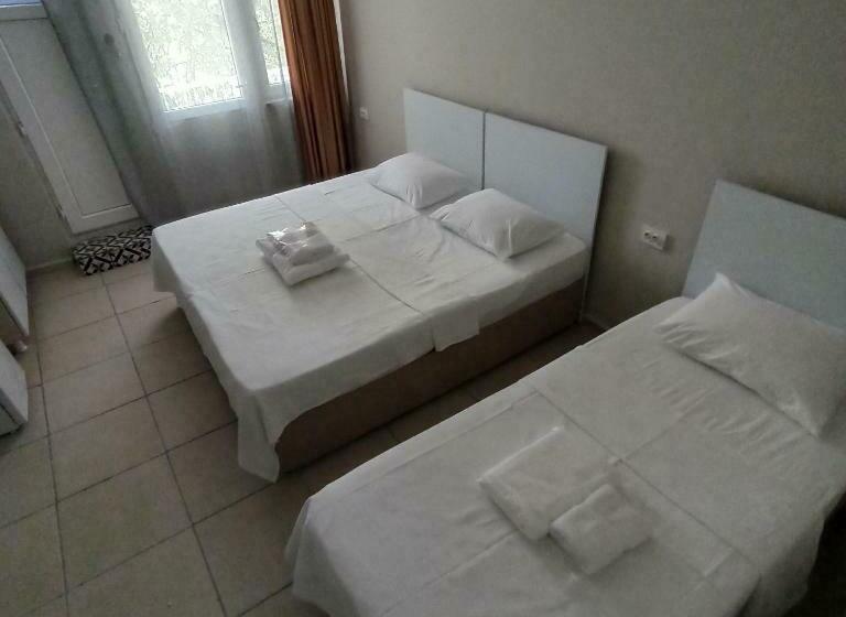 Номер Стандарт Трехместный, Nilhan Otel