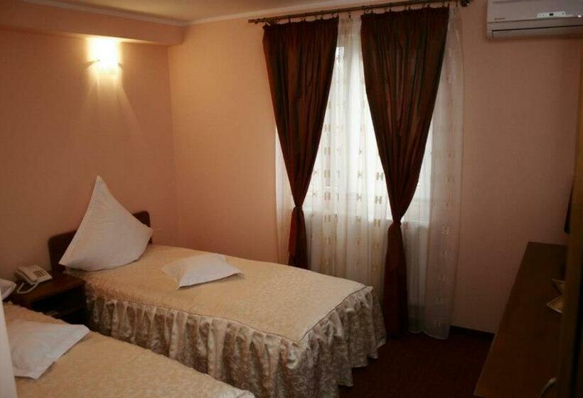Номер Стандарт, Casa De Piatra