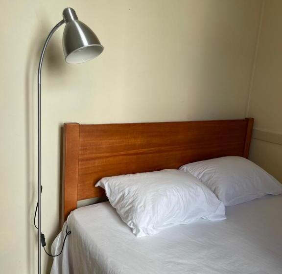 سوییت, Alfama Guest House