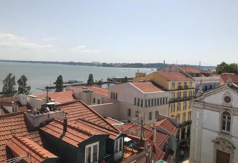 اتاق لوکس, Alfama Guest House