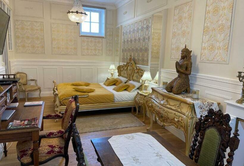 Номер Стандарт Вид на Сад, Le Domaine De Canesse