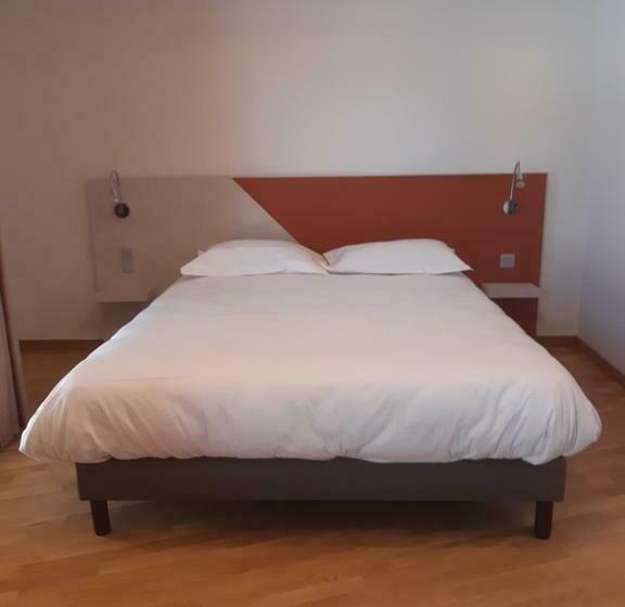 Номер Superior, Logis Hotel Du Parc Restaurant   Le Rouget De Lisle