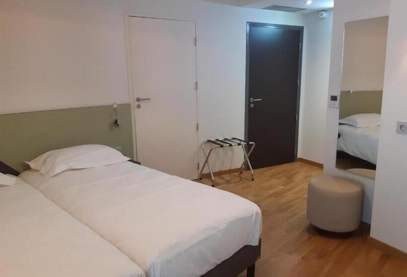 Номер Superior, Logis Hotel Du Parc Restaurant   Le Rouget De Lisle