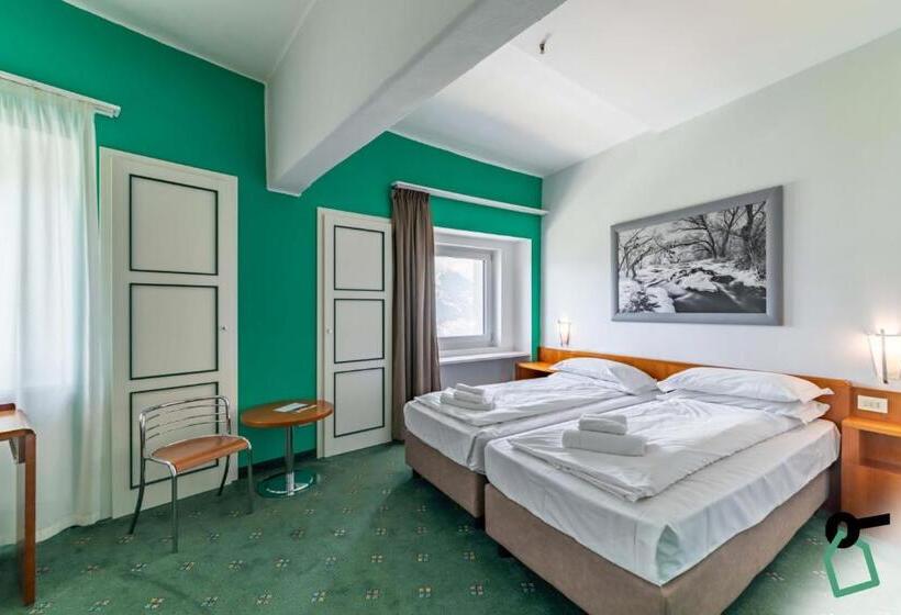 اتاق استاندارد با چشم‌انداز کوهستان, Hotiday Room Collection   Sauze Torre