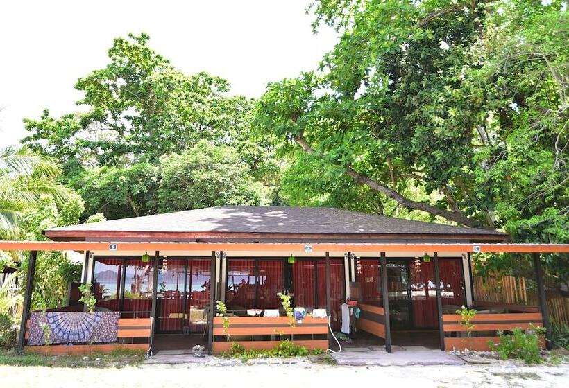 Номер Deluxe Вид на Море, Coral Garden Resort
