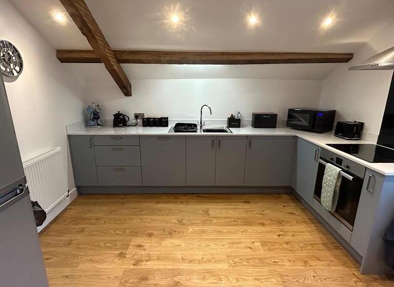 Family Suite, Grapes Hotel, Bar & Restaurant Snowdonia Nr Zip World