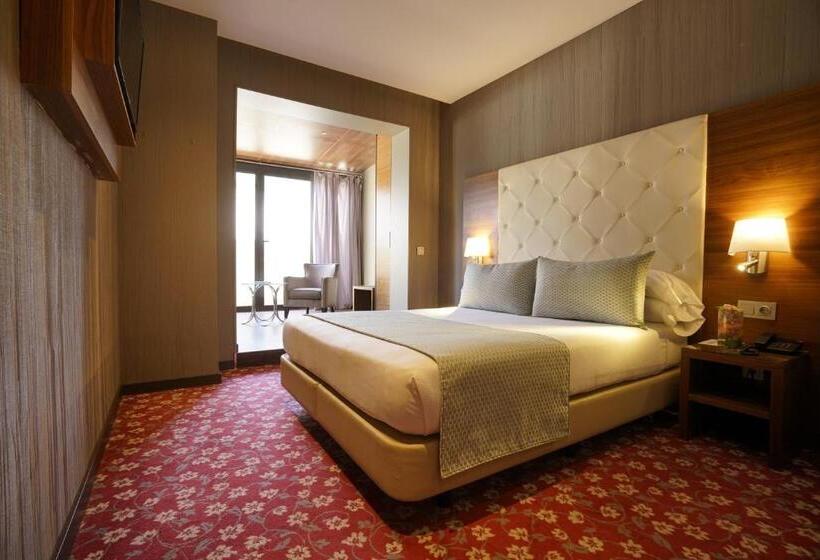 Chambre Executive, Az Hôtels Kouba