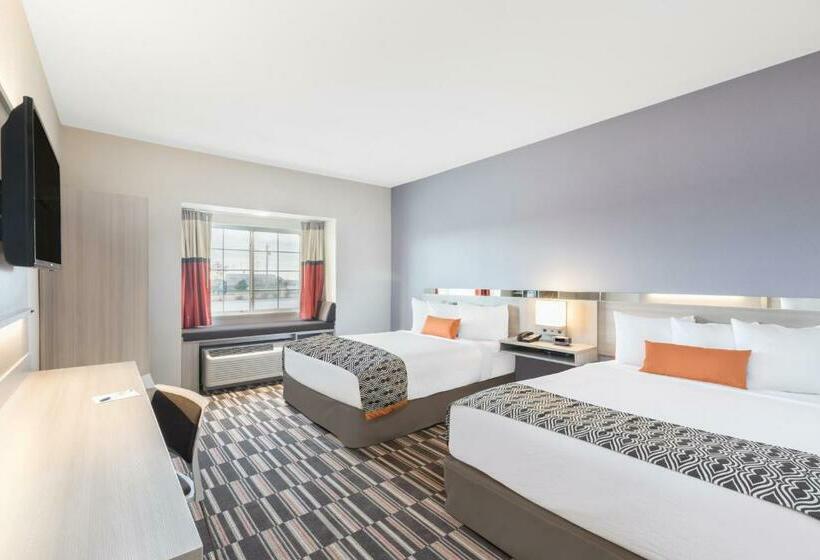 Номер Стандарт, Microtel Inn & Suites By Wyndham Perry